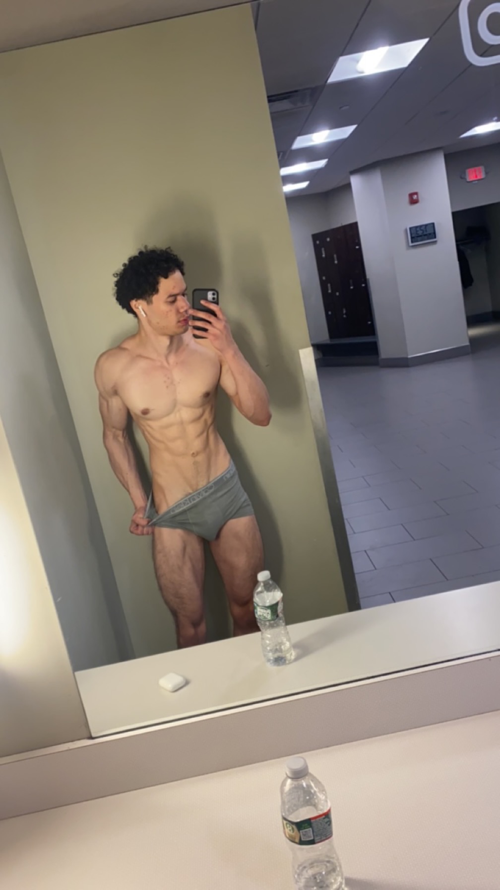 Facetune 30 09 2023 00 53 35