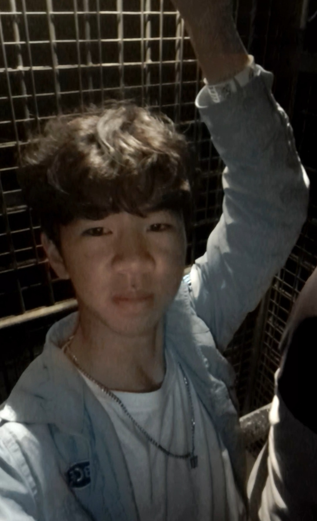 1703985104035