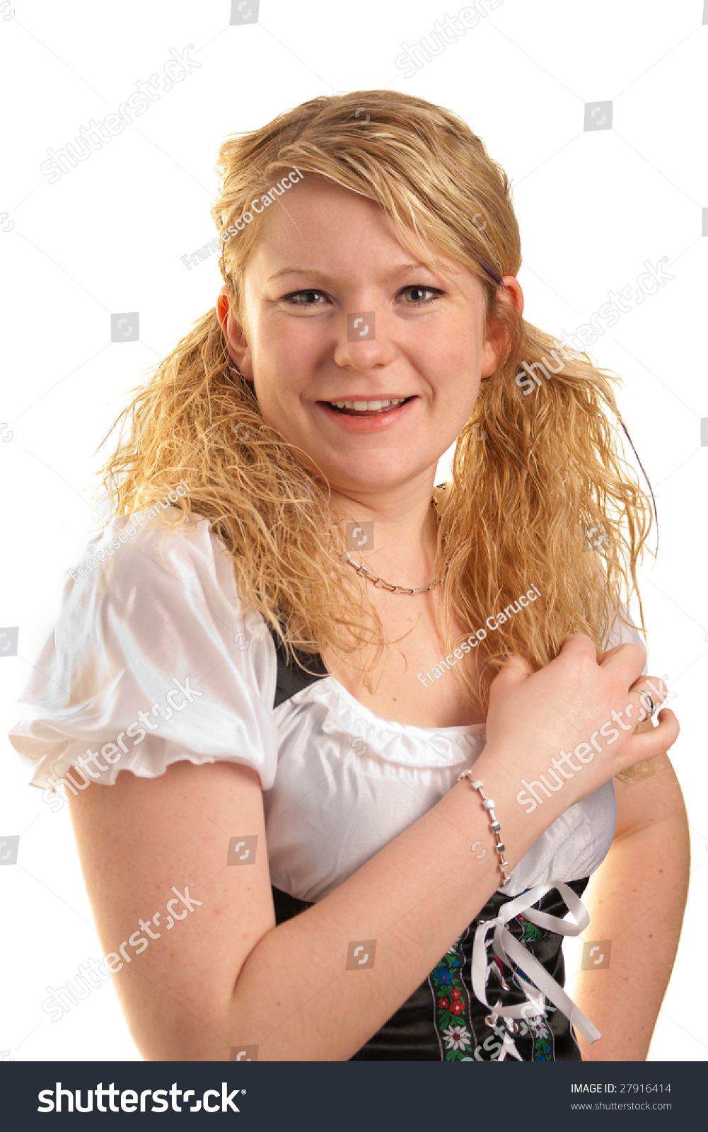 1704021621458 1704021621458