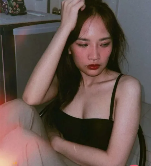 1704046917877