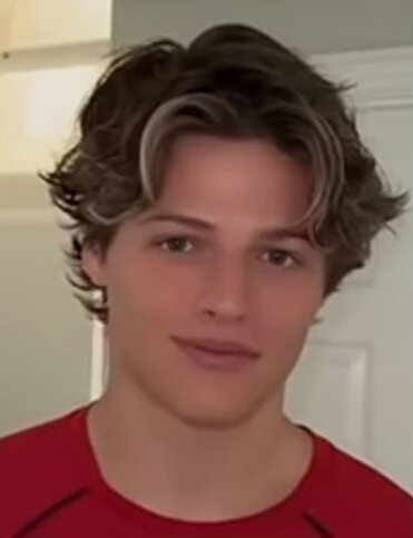 Screenshot_20231221_110936_YouTube.jpg