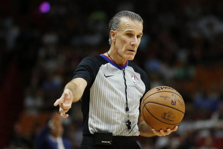ken-mauer-NBA-referee.jpg