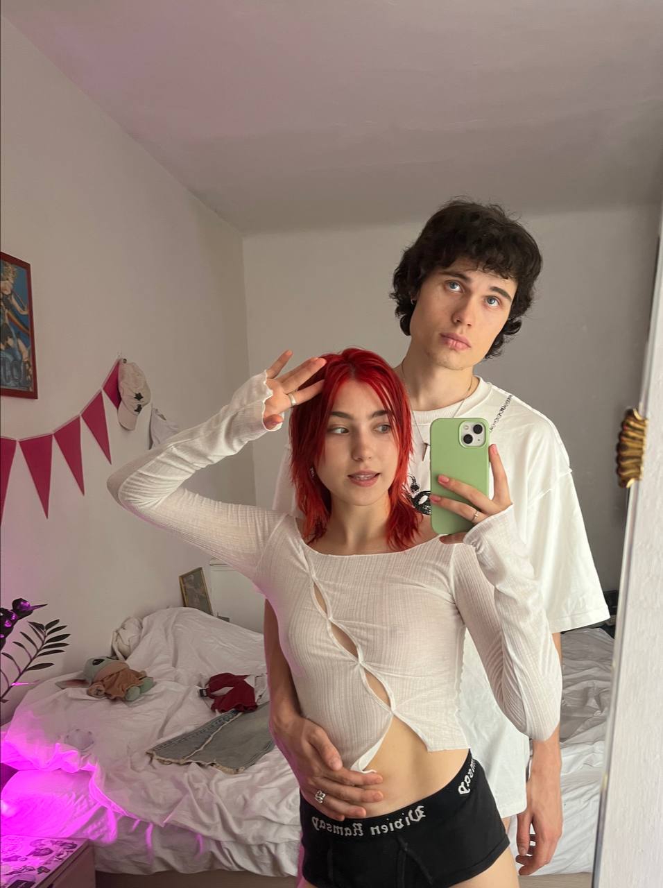 17041093986792