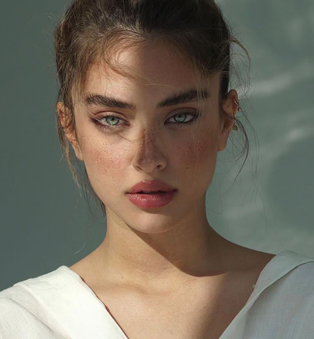 Woman2