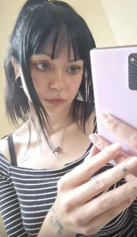 1704206547721