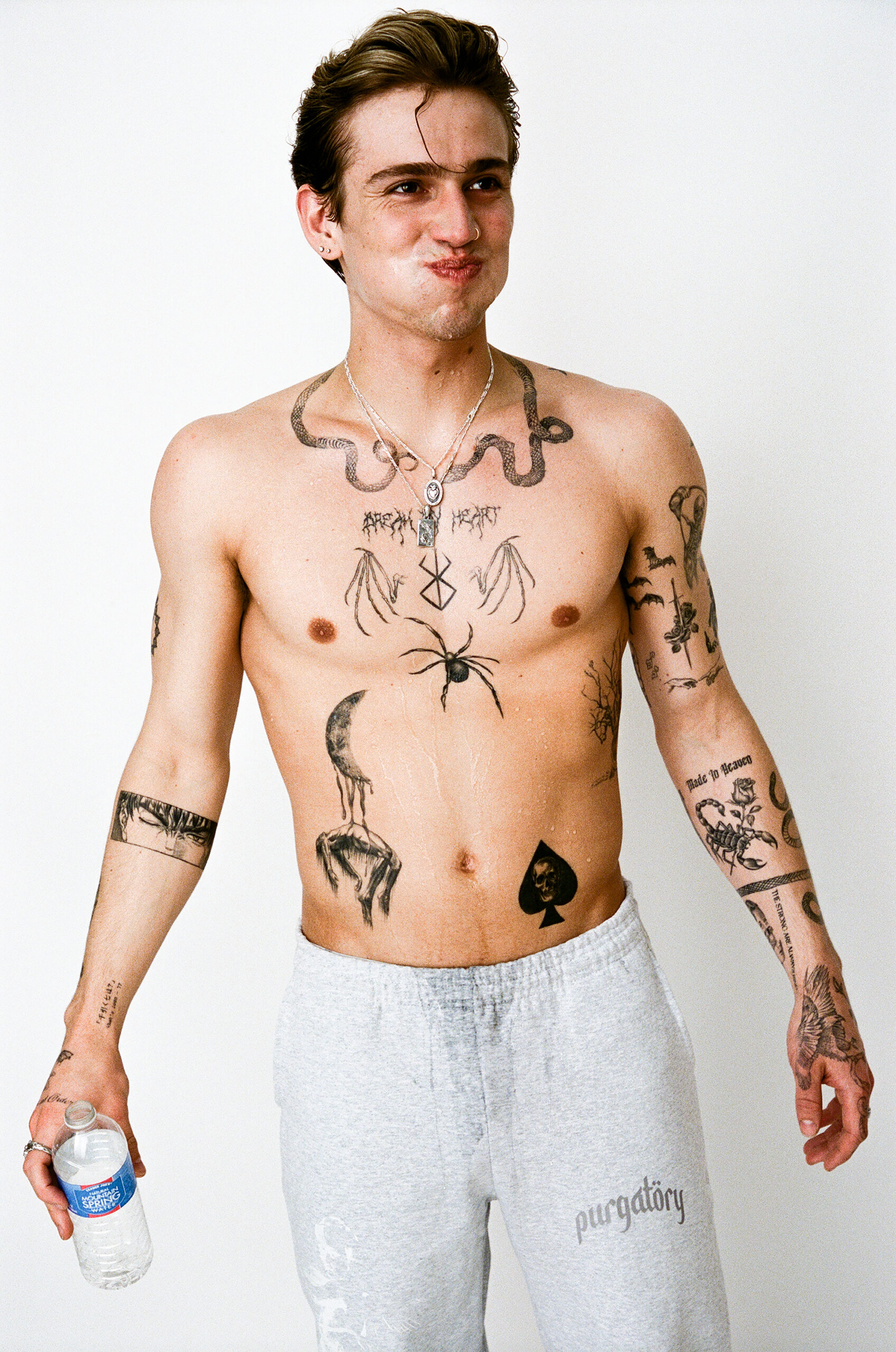 04121F69 B274 413B BD9F E2EF769478AF