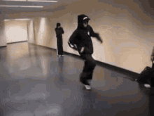 Hsk shuffle peak dance