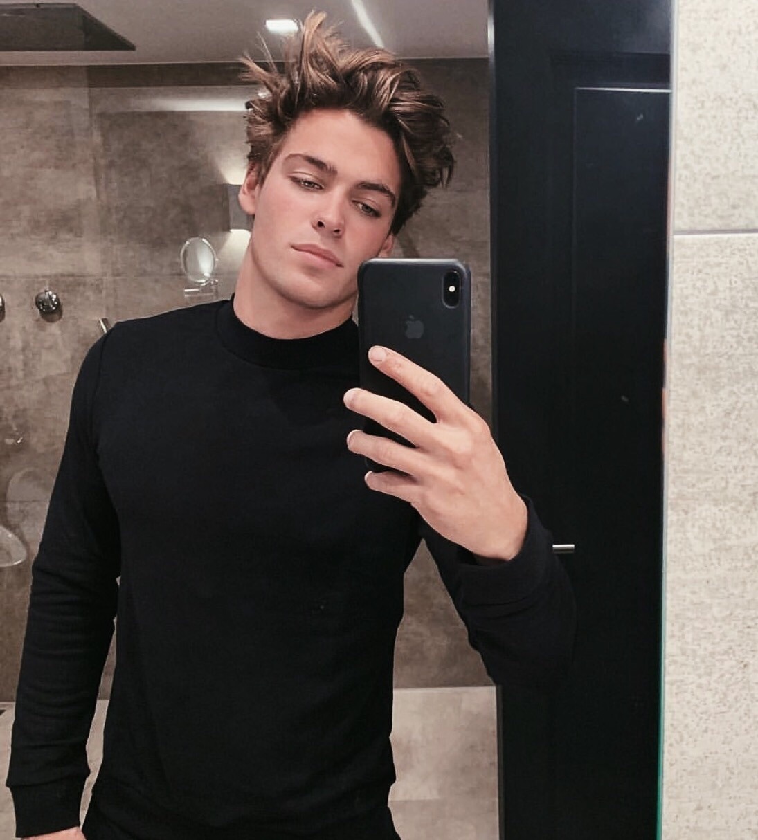 Tumblr 17f14a12820f5a273443add7c34c106a bbfb61b7 1280