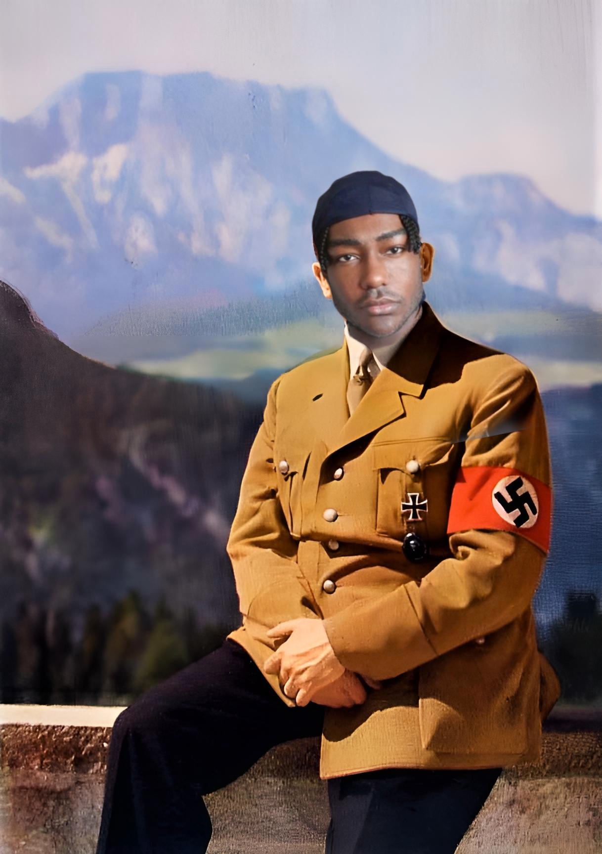 Adolfgymmax
