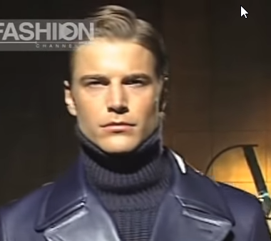 3479770 2023 06 20 09 28 31 VALENTINO Fall Winter 1997 1998 Menswear Paris   Fashion Channel  