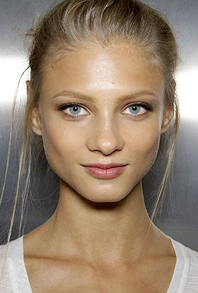 90740 anna selezneva dolce gabbana 1