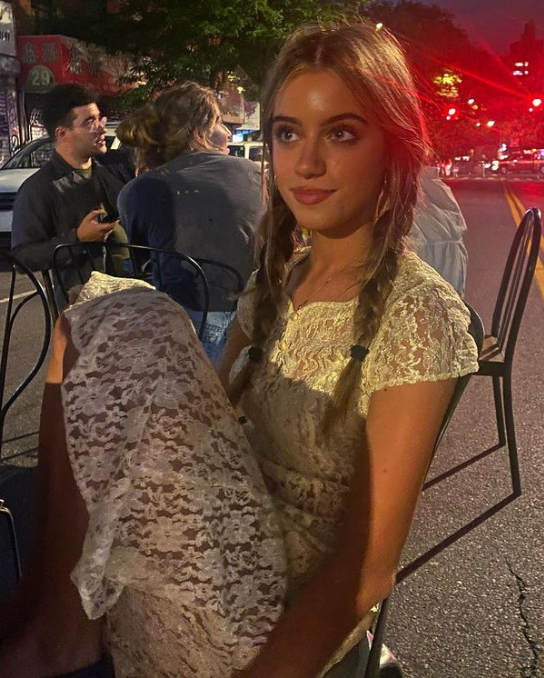 Girl1