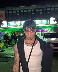 1705261025621