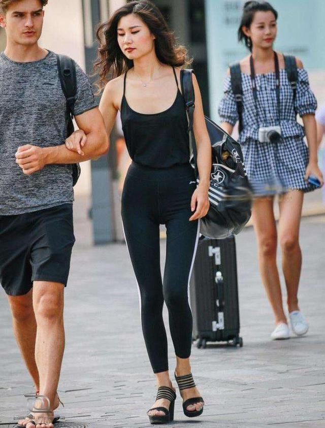 Random wmaf couples in china captured by the famous chinese v0 dxzbf5eptjg91