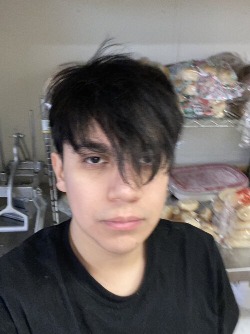 3919600 3894744 6BB8605A 9150 4811 8BA0 049B2112D884