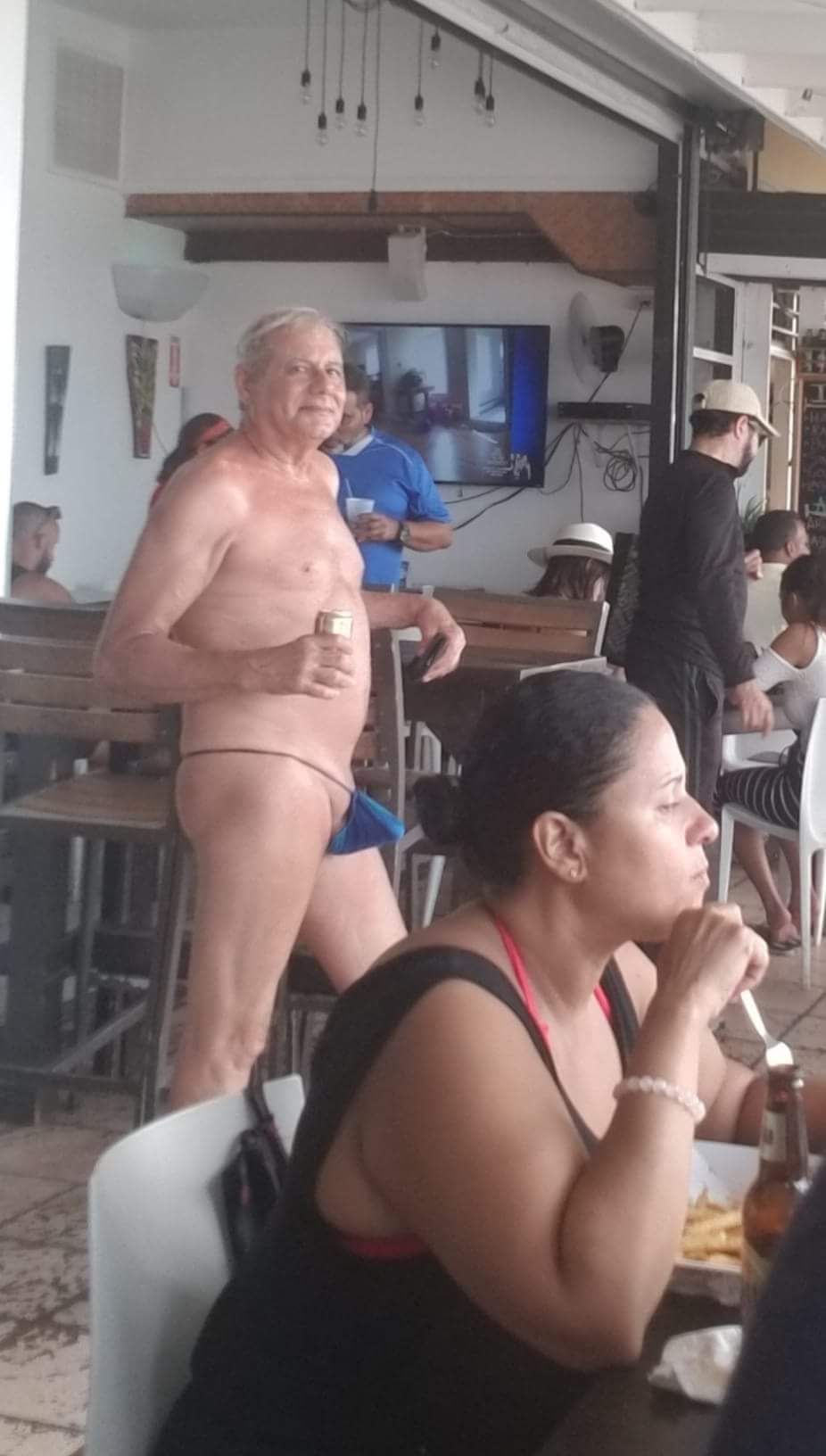O06hfmv9hk711