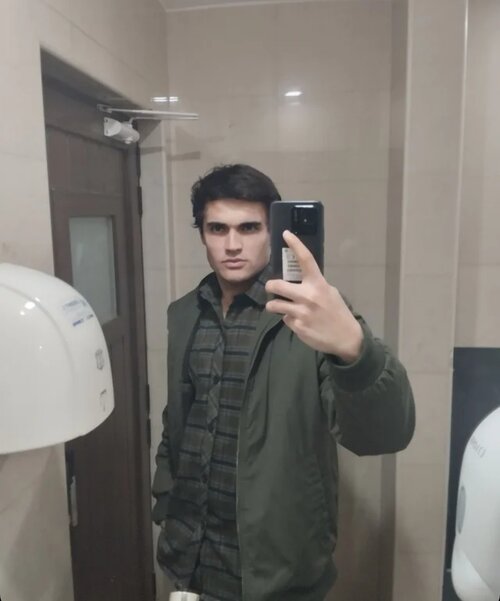 Screenshot_20231224_212645_Tinder.jpg