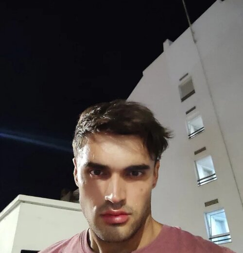 Screenshot_20231225_202444_Tinder.jpg