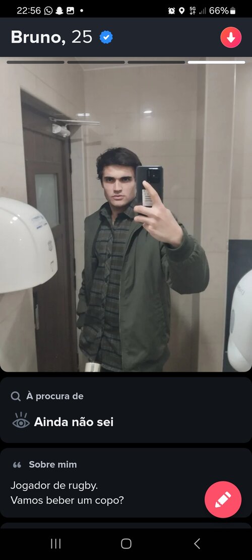 Screenshot_20240121_225624_Tinder.jpg