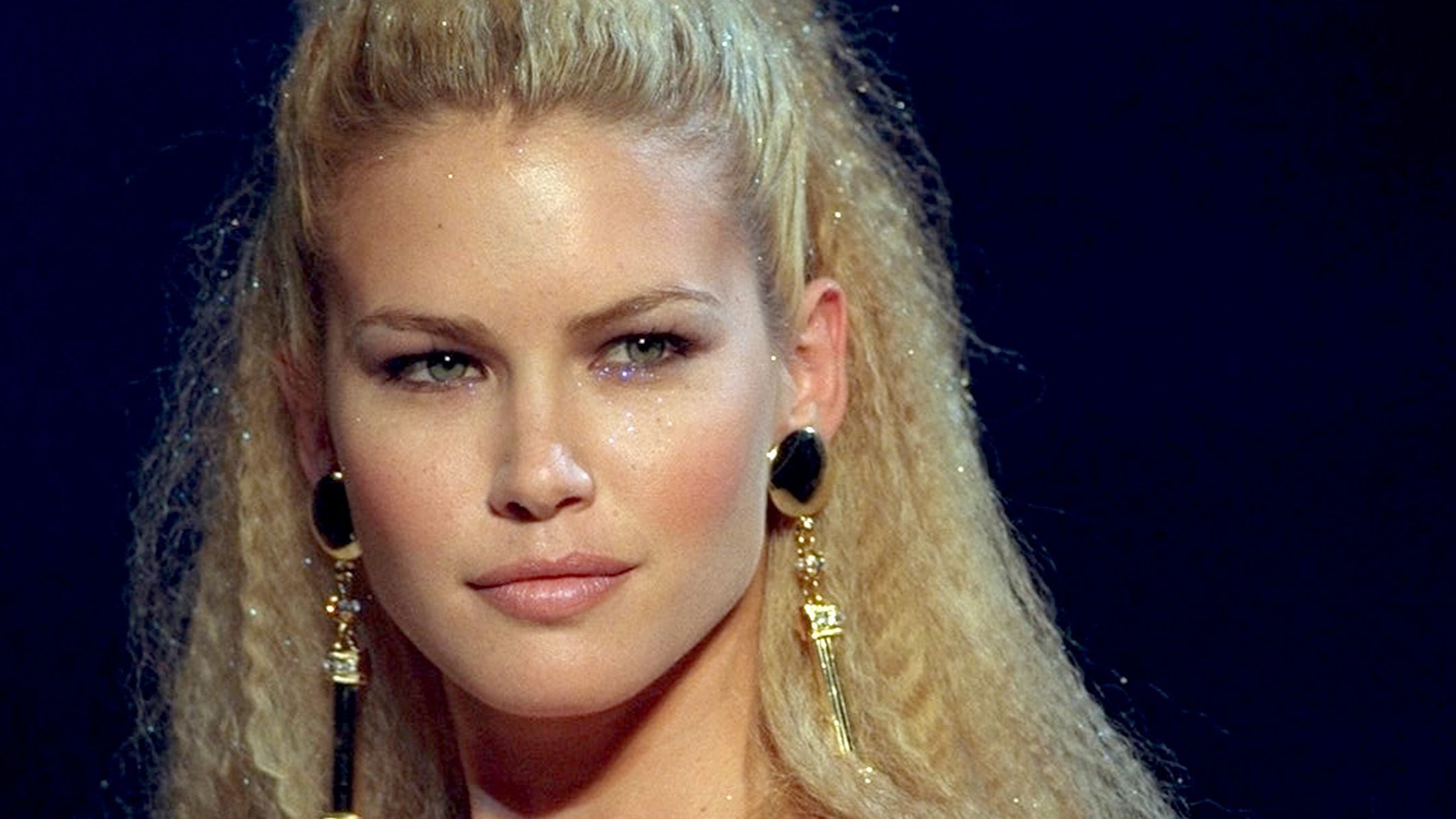 Valeria mazza en un desfile en roma en 1996 58d6