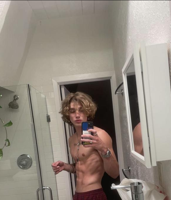 3386339 1682954256978