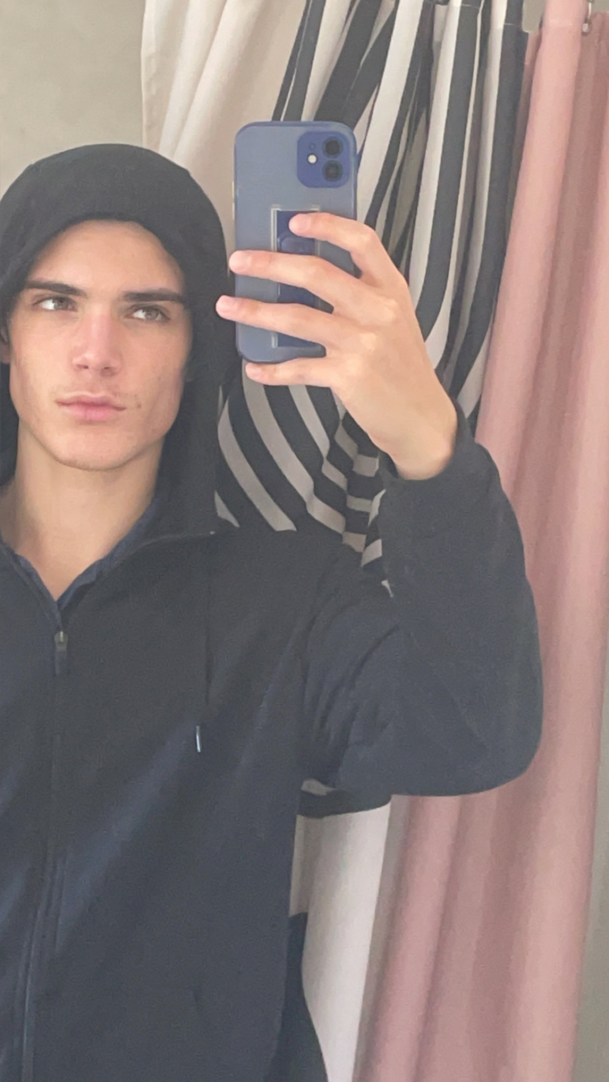 B2EAB7CD 8783 4420 92AA 0BF13CD613ED