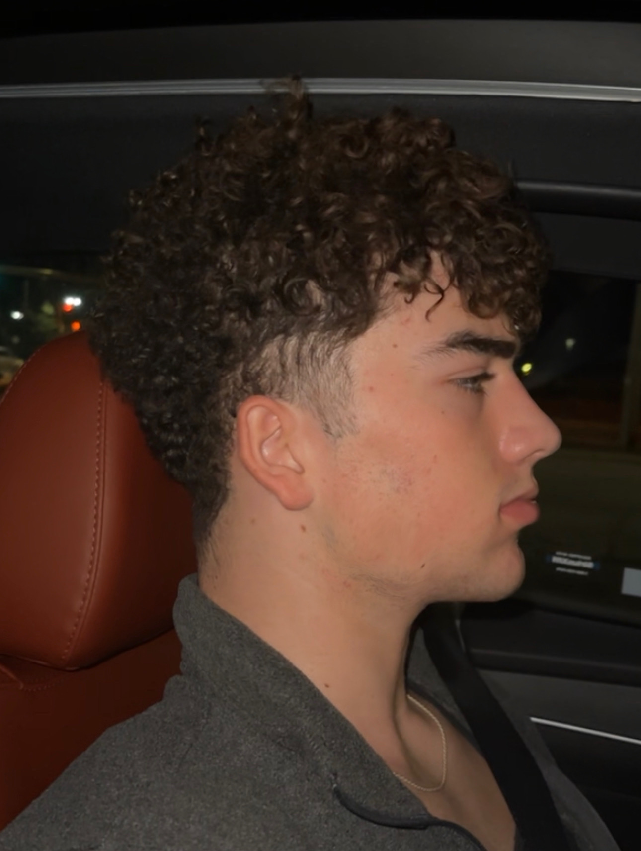 5EB72F38 EDF2 4BAC A130 0190828E35E5