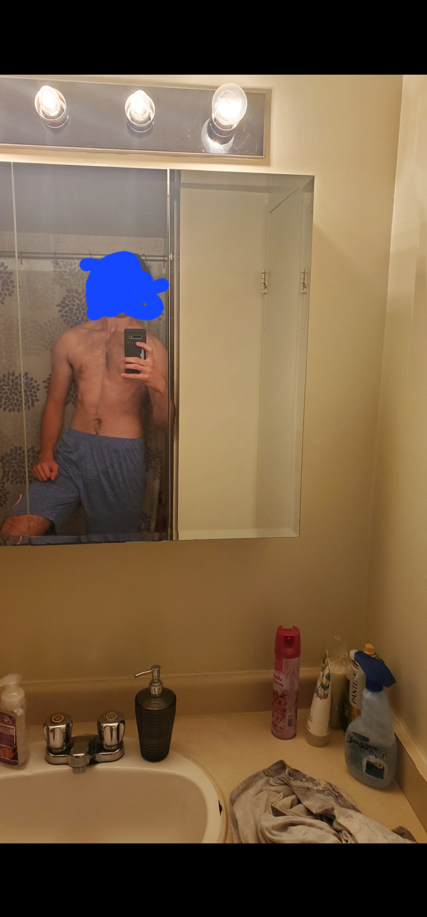 1000018679