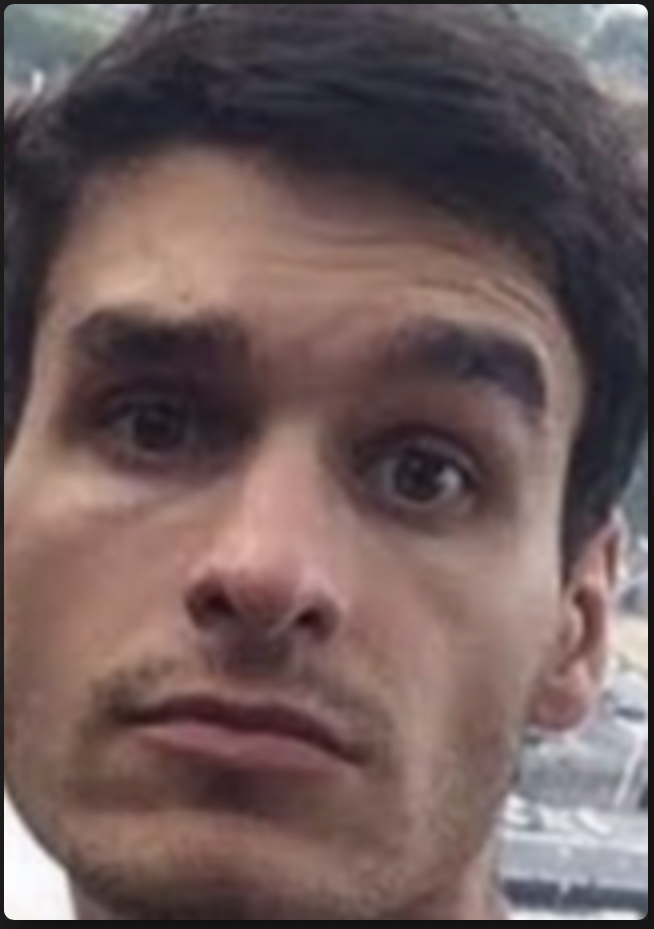 89716019 DC77 4110 A9B5 FD08D8A7B80C