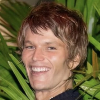 3963550 F5B2B196 7BEC 4CD4 AA07 2332EADD1208