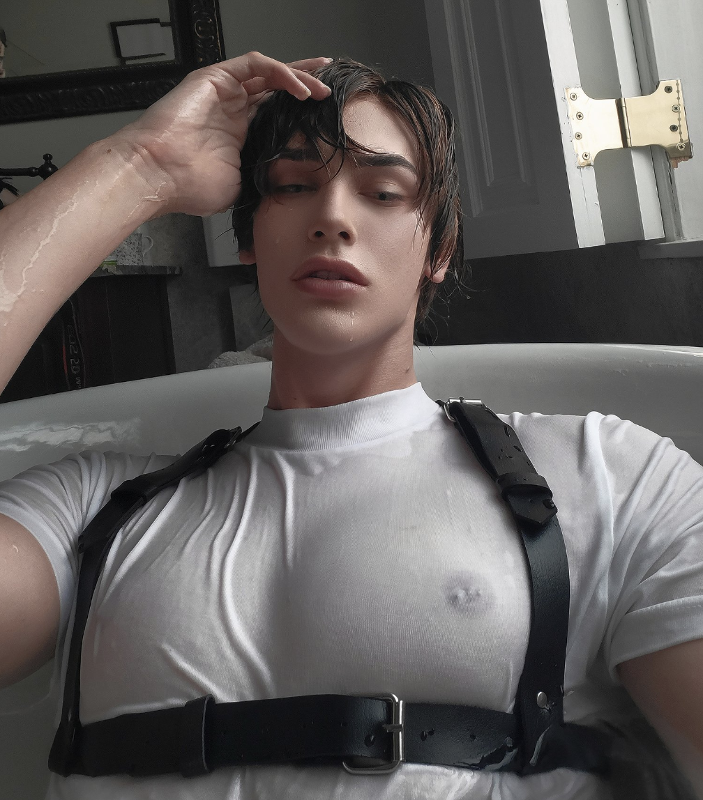1711129557904