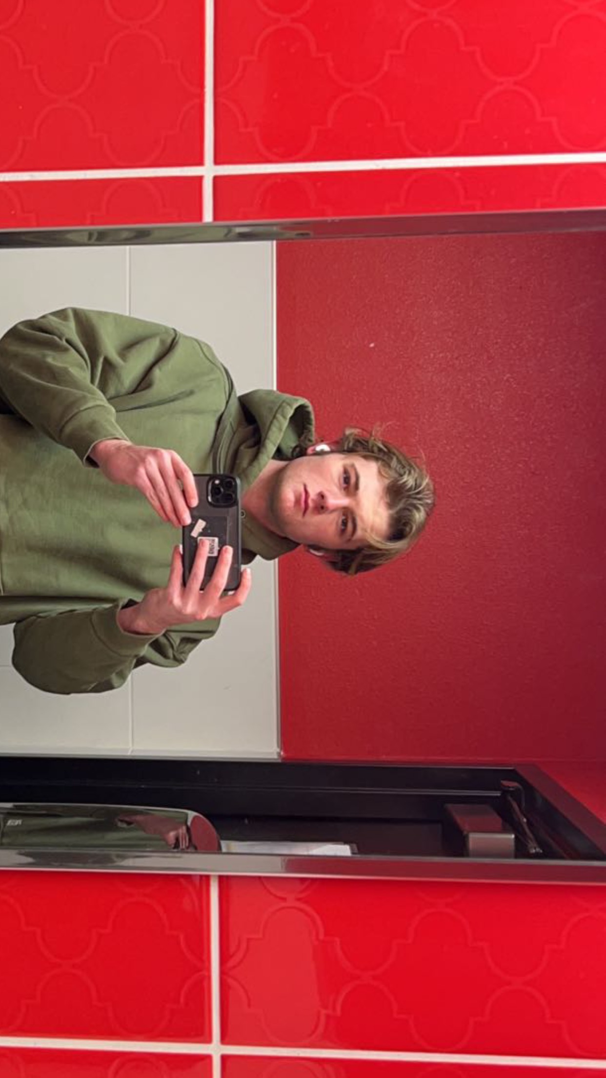 F44B01A5 3BA0 446C 9E6A 4F9B98871F6A