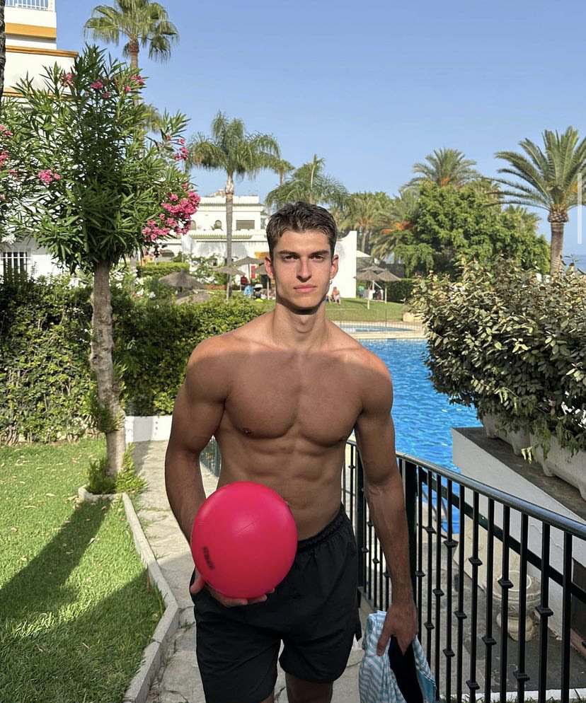 A848A56C F05C 444C 84B2 56AFB1D5C916