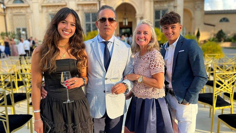 7B0DE775 0E28 4C93 AF38 7B049B965126