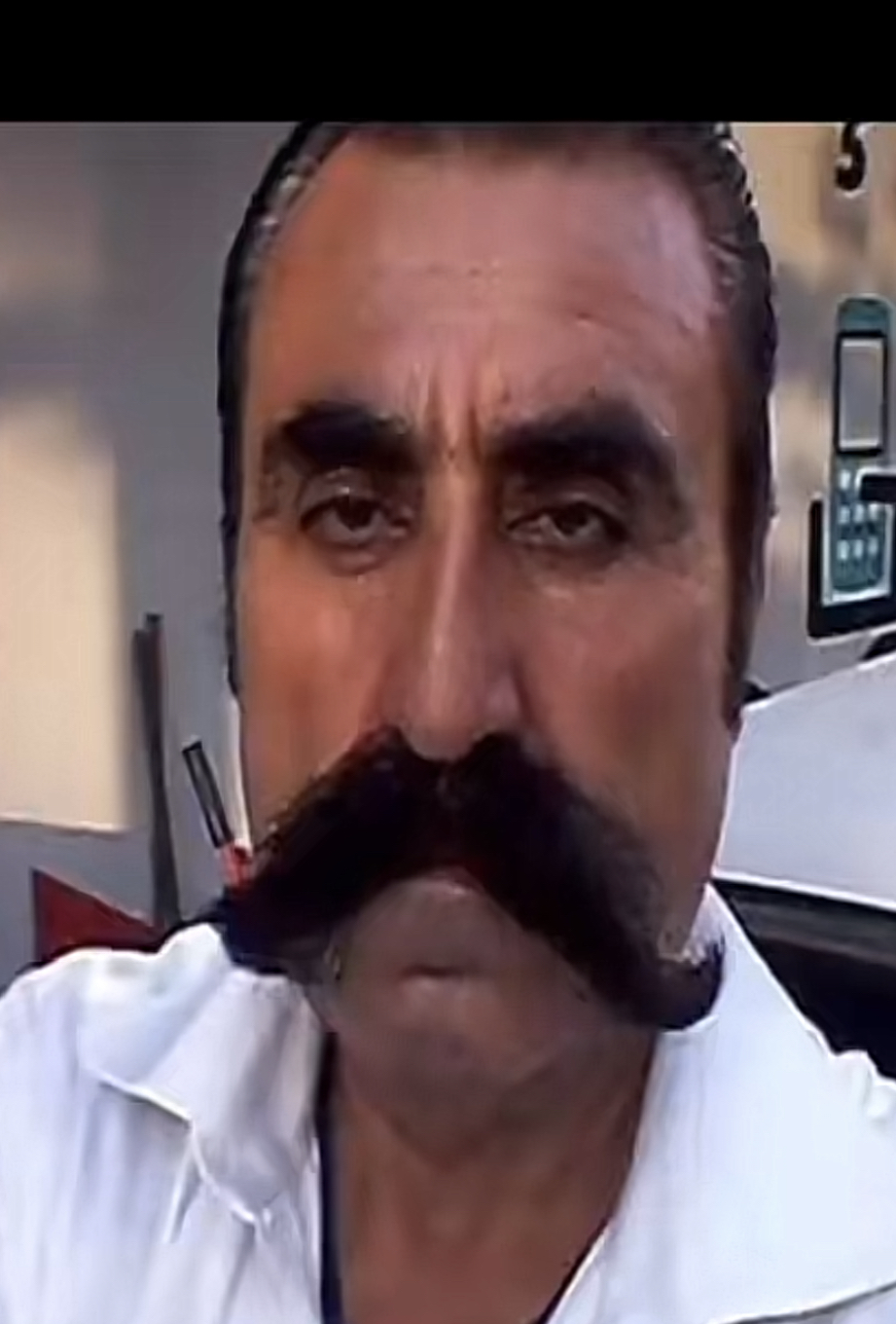 E2B236F8 B5EC 48DC AA66 7B214C5B2597