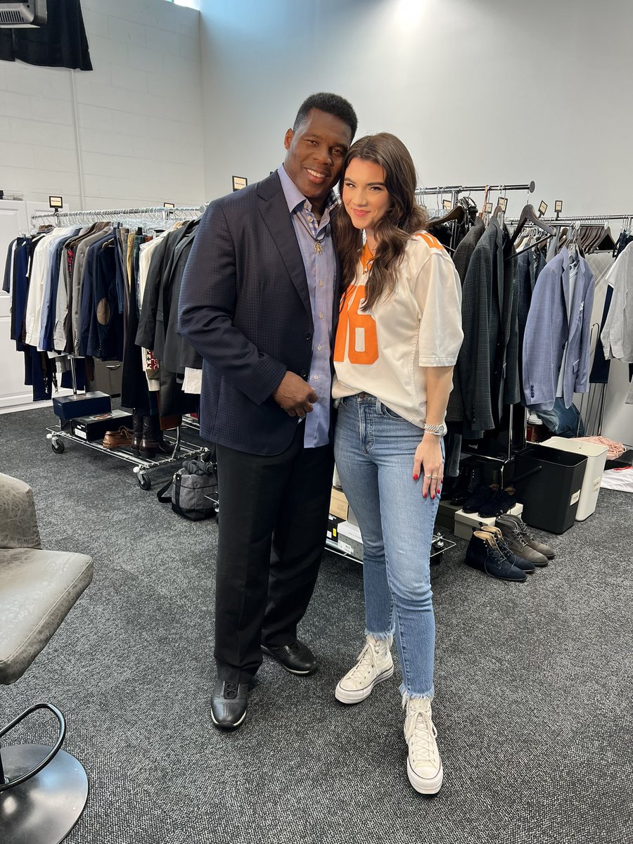 8DA7A9BB AB92 4D28 AB9D ADEA8F1BC7E2