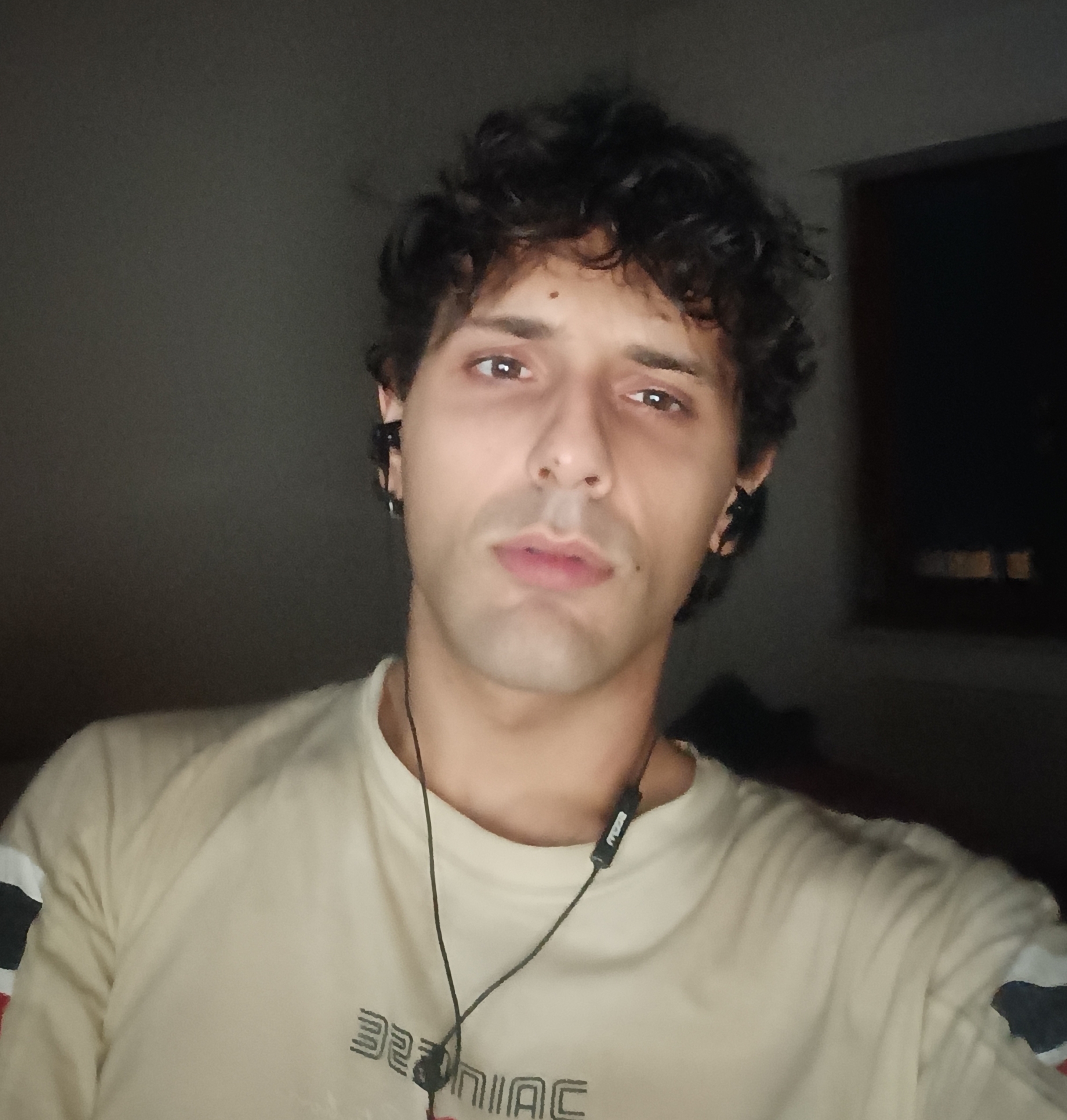 BBC4F0DC 4643 487C BD80 218B52D569BB