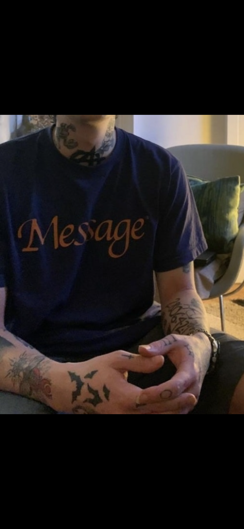 26689395 21ED 436D 9859 D36CFDEE58AC