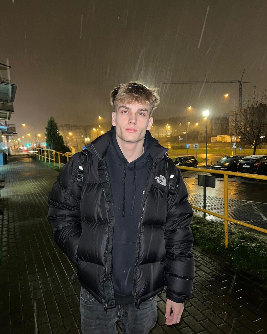 402479354 693301269405693 2929925994519916623 n