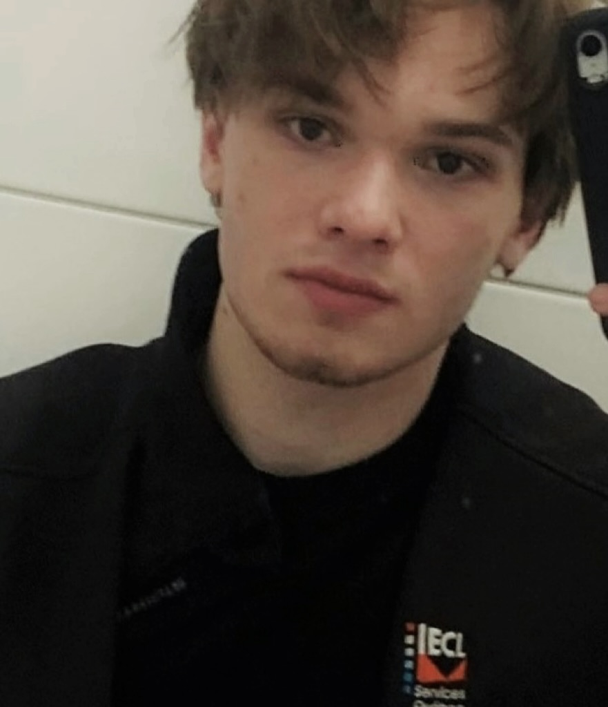 C7C898AE 97B0 415E 9016 1EA2905ADC4F 2