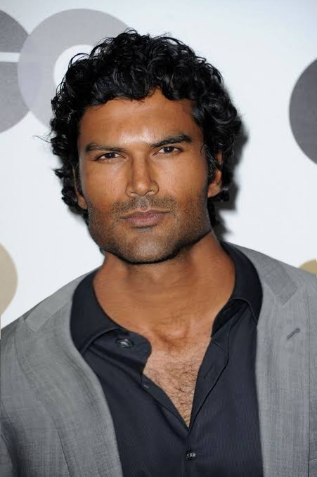 Picsart 24 05 07 21 39 23 011