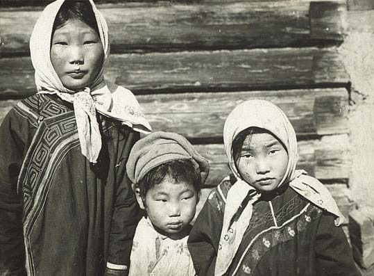 Nanai children