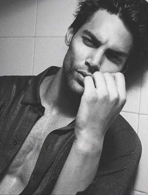 B0E97637 04F1 4C6A 89E8 DA2011F59F2A