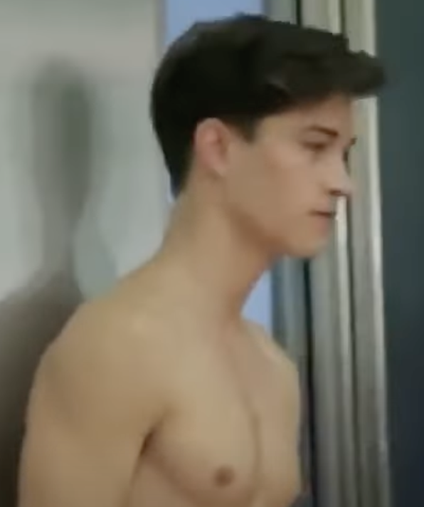 4 4