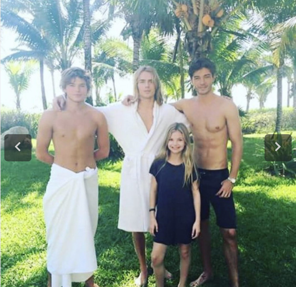 EB7A44A9 F730 416F A811 CFD50FEF1CC5