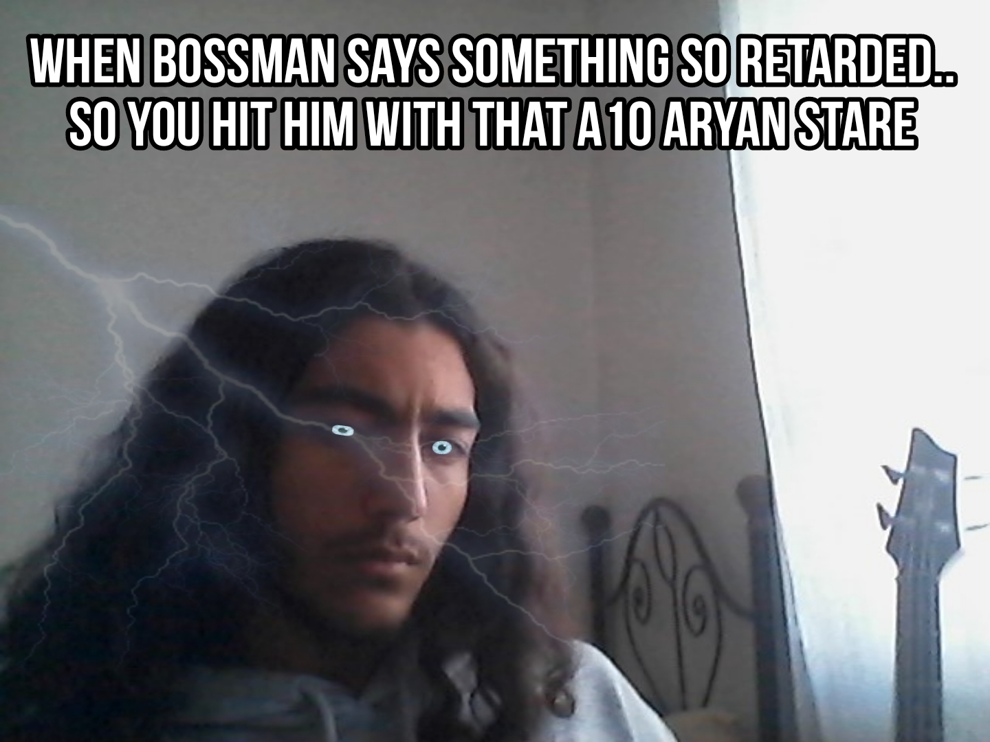 4 05 26 00 35 19 373
