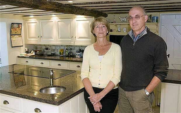 B5E033C8 49F5 4F15 8C28 53D877F936A8