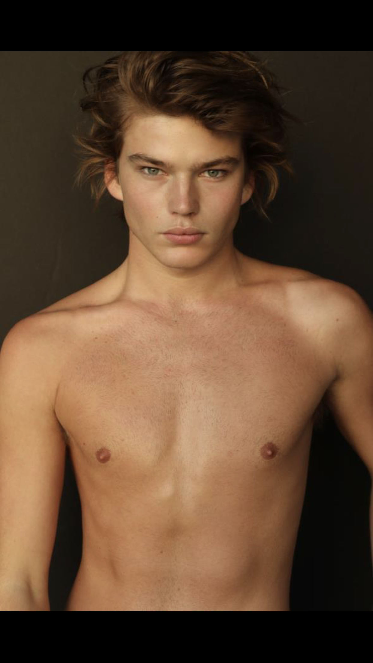 9493A12B 6EC9 49D4 9386 CE93109A9AB0