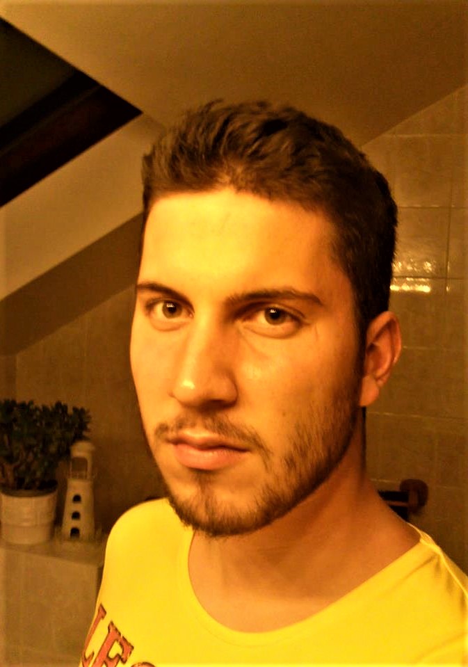 2055446 Moi 2055446 Moi