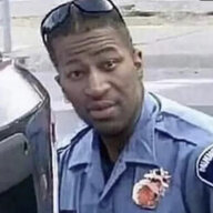 23558